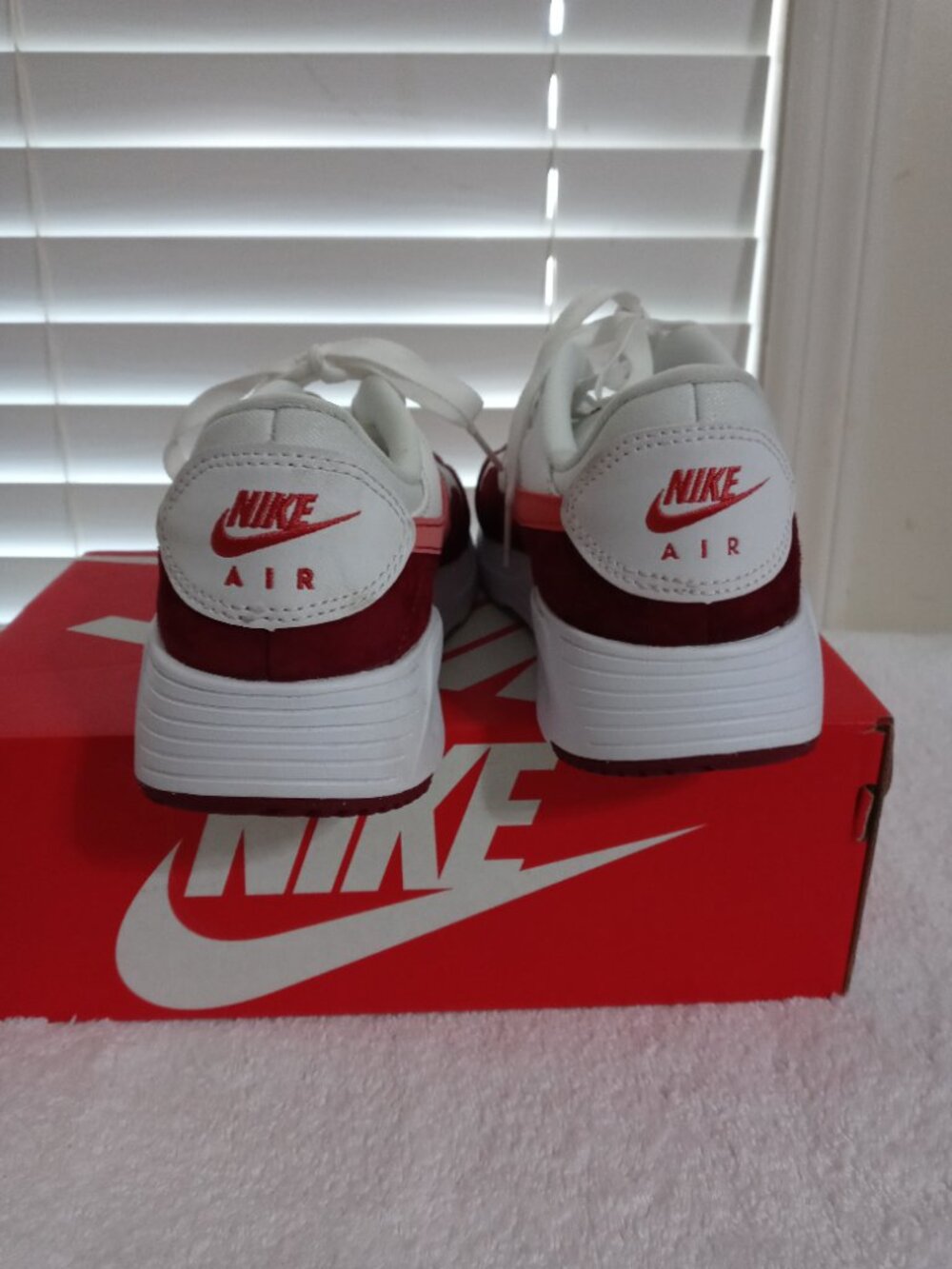 Pre-loved Nike Air Max sneaker - Picture 5 of 8